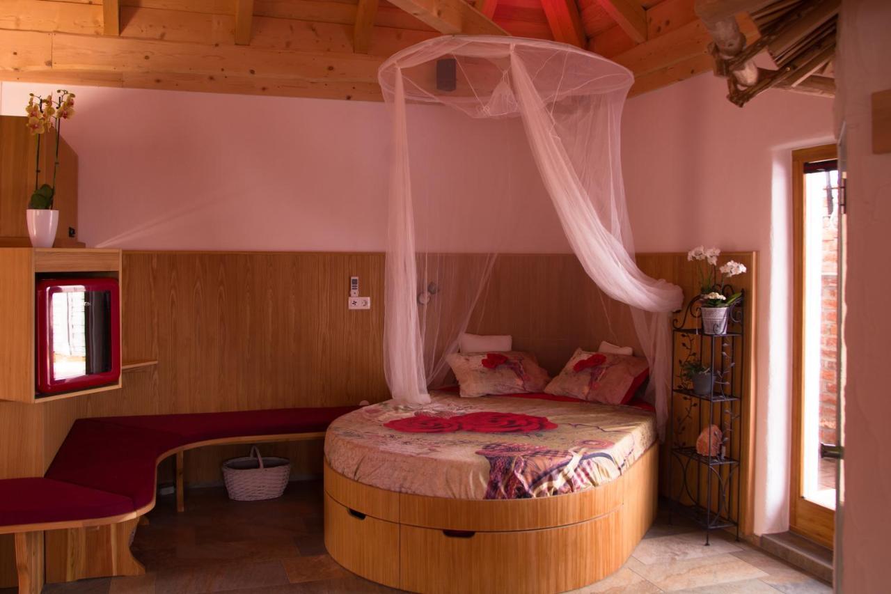 Secret Wellness Apartment Bodonci Ngoại thất bức ảnh